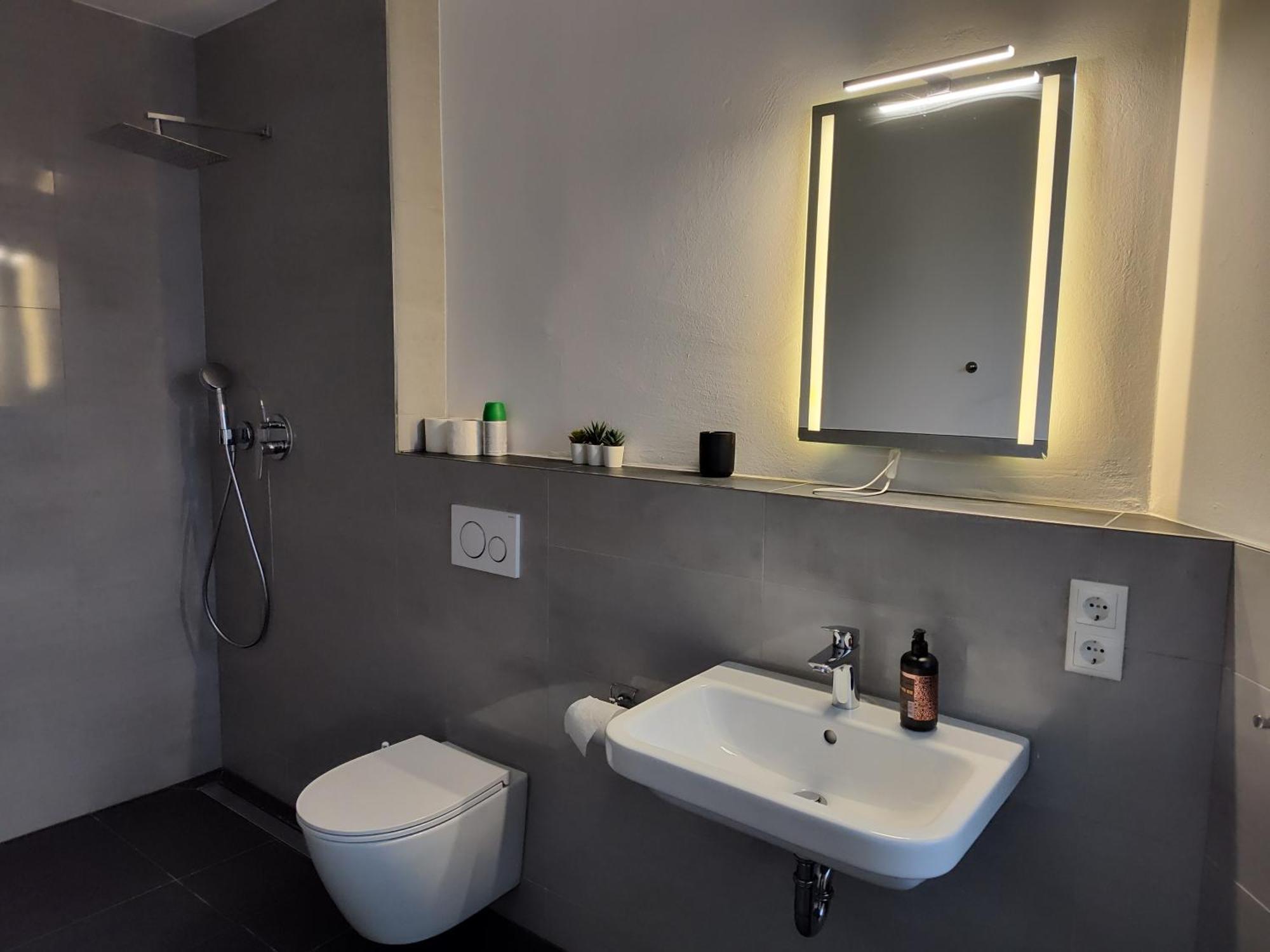 Apartment Valley Of Business Frankfurt-airport - Black Label Penthouse